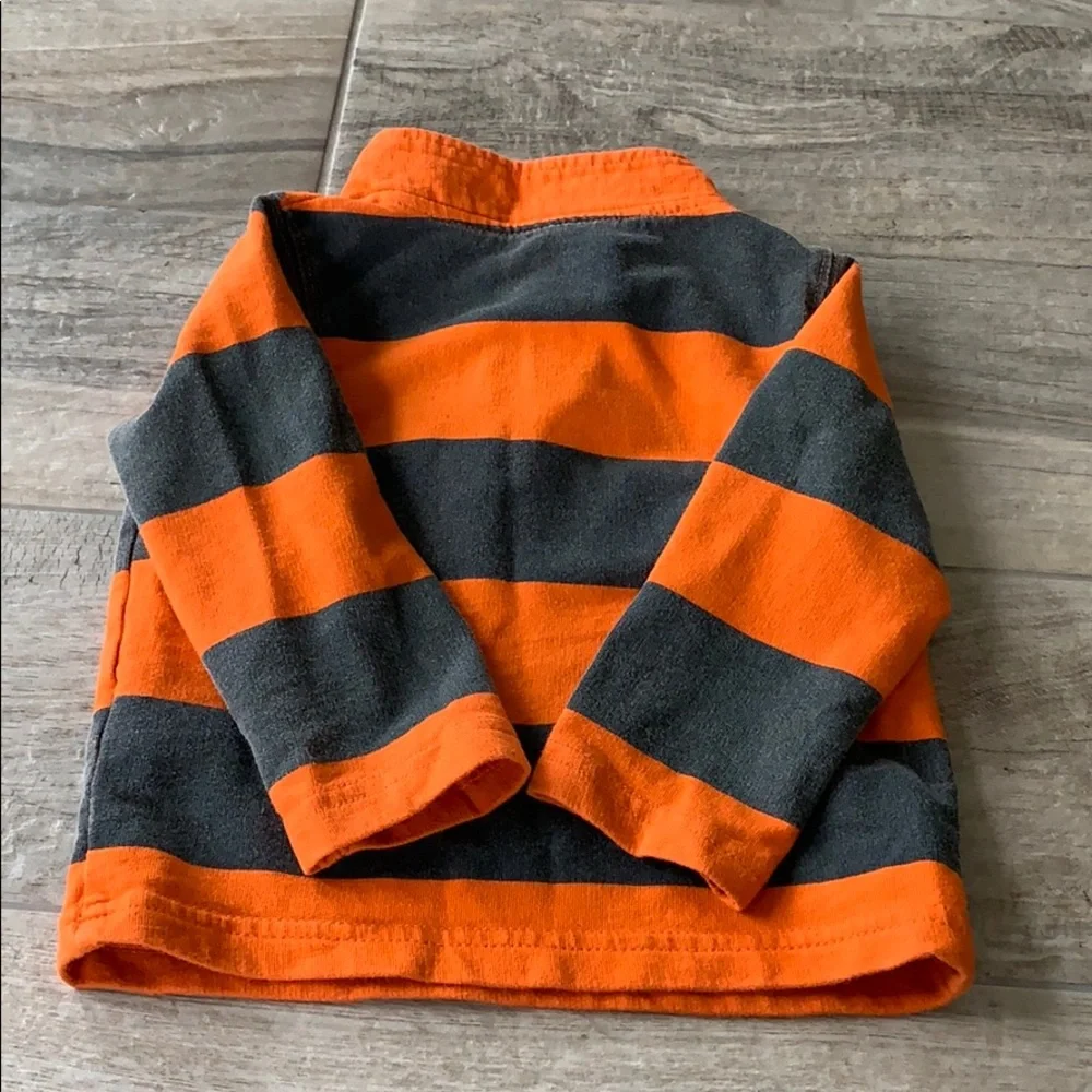 Carters 2 pc set, sz 18 mos